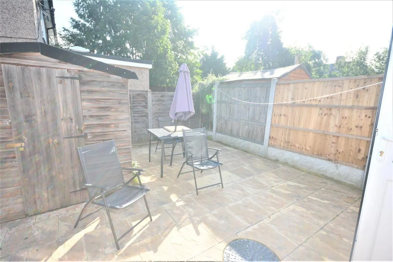 Holiday home London Deluxe 6 Bedroom House Dagenham United Kingdom